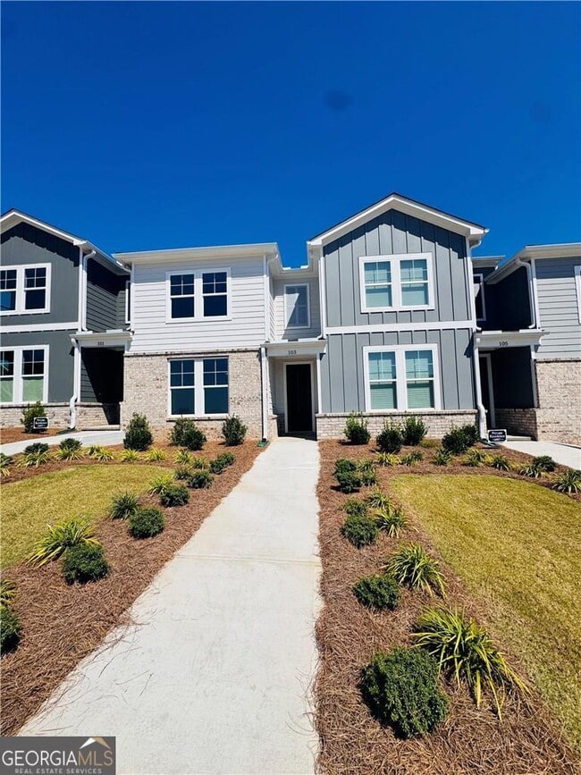 property at 103 Pk Rdg Cir