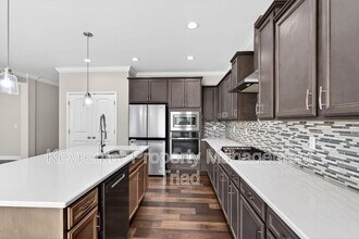 4604 Skyview Trail in High Point, NC - Building Photo - Building Photo