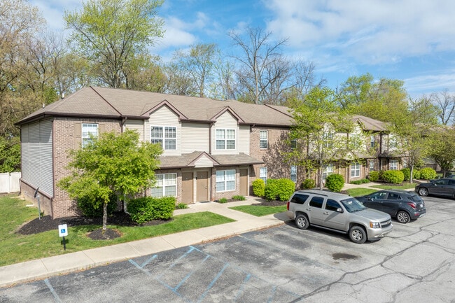 Northampton Village Apartments in Indianapolis, IN - Foto de edificio - Building Photo