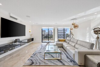 200 E Palmetto Park Rd in Boca Raton, FL - Building Photo - Building Photo