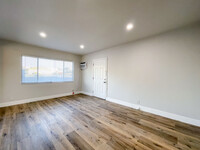 4848 St Charles Pl, Unit 5 - 6