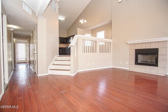 12181 Sun Ray in El Paso, TX - Building Photo - Building Photo