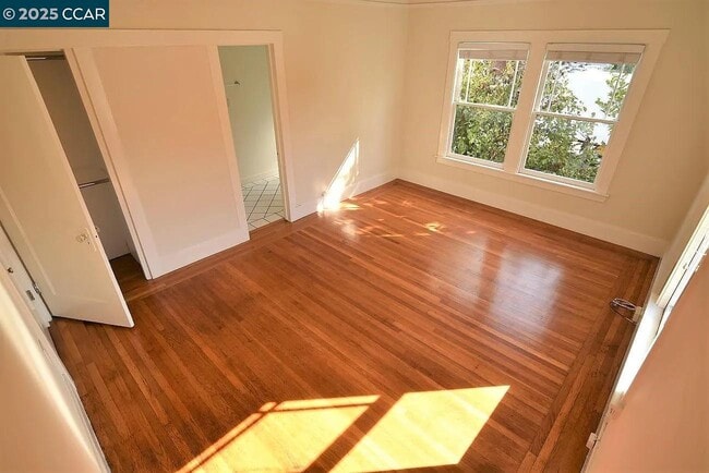 property at 3040 Telegraph Ave