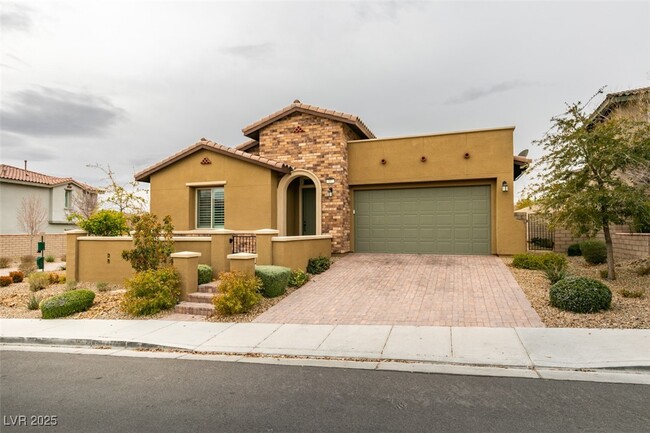 337 Castellari Dr in Las Vegas, NV - Building Photo - Building Photo