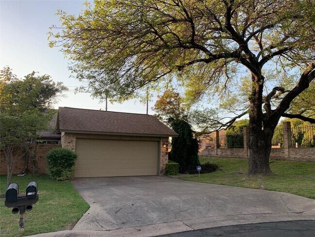 property at 1739 Harliquin Run