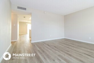8517 W Indianola Ave in Phoenix, AZ - Building Photo - Building Photo