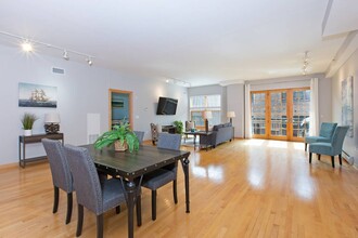 408 N 1st St in Minneapolis, MN - Building Photo - Building Photo