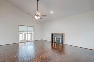 1502 Prairie Grove Dr in Houston, TX - Building Photo - Building Photo