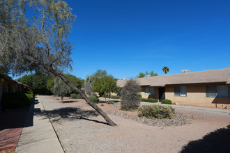 3501 N Country Club Rd in Tucson, AZ - Building Photo - Building Photo