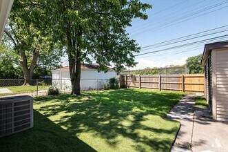 1486 Burnham Ave in Calumet City, IL - Building Photo - Building Photo