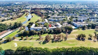 8351 Sands Point Blvd in Tamarac, FL - Building Photo - Building Photo