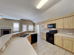 214 Autumn Creek Ln in Richmond, TX - Building Photo - Building Photo