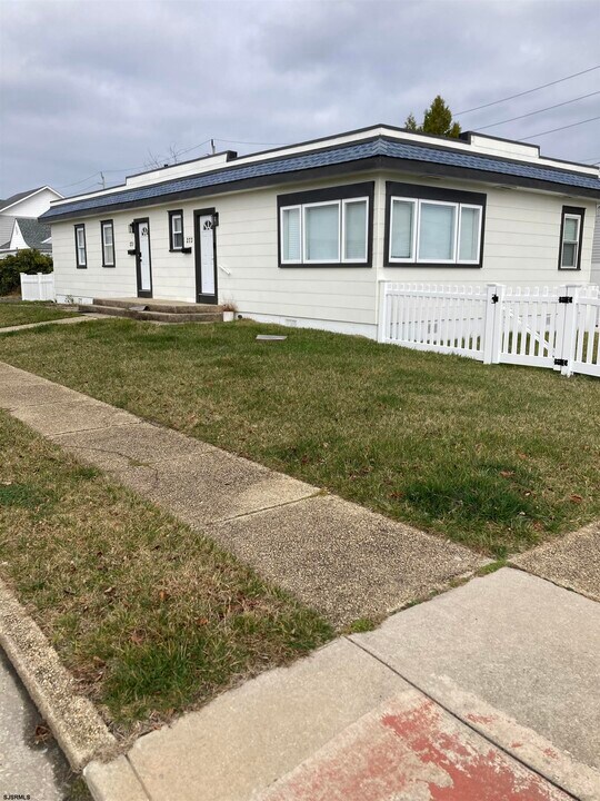 271 38th St S in Brigantine, NJ - Building Photo