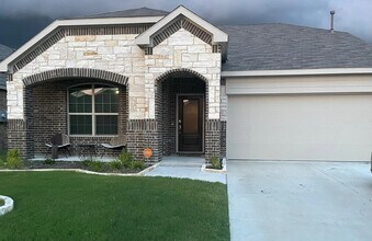 2130 Clarion Dr in Heath, TX - Building Photo - Building Photo