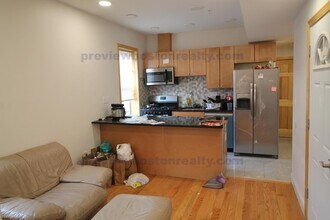 20 Winthrop St-Unit -APT# 3-1 in Boston, MA - Building Photo - Building Photo