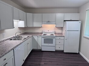 4174 Wyatt Rd in Traverse City, MI - Building Photo - Building Photo