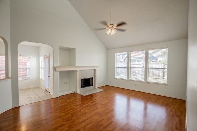 property at 4823 Zachary Ln