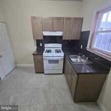 3030 Martha St in Philadelphia, PA - Building Photo - Building Photo