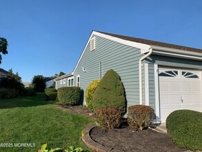 30 Gladstone Ave in Manchester Township, NJ - Building Photo - Building Photo