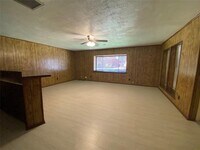 13915 Roundstone Ln photo'