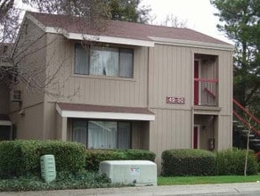 Shannon Bay Apartments in Rocklin, CA - Building Photo - Building Photo