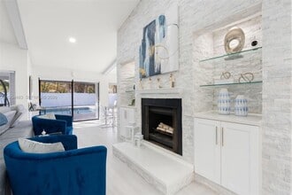 501 NW 78th Way in Plantation, FL - Building Photo - Building Photo