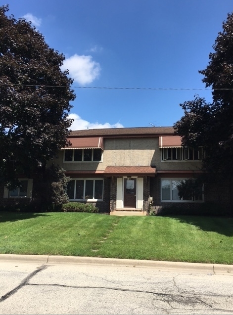 8728 S 78th Ave in Bridgeview, IL - Building Photo