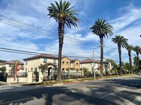 3725 Jefferson St in Riverside, CA - Building Photo