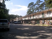 Vallejo Properties in Dickinson, TX - Foto de edificio - Building Photo