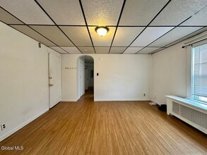 83 14th St in Troy, NY - Building Photo - Building Photo