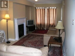 21 Raglan St in Collingwood, ON - Building Photo - Building Photo