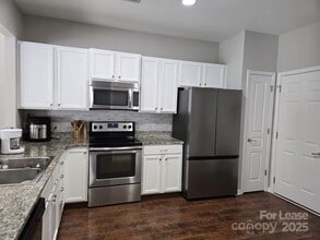16115 Annahill Court in Charlotte, NC - Building Photo - Building Photo