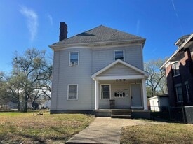 1034 N 8th St in Terre Haute, IN - Building Photo