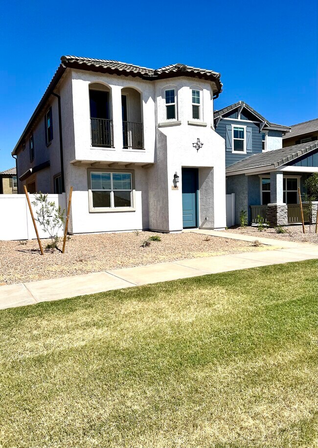 3339 S Lily in Mesa, AZ - Building Photo - Building Photo