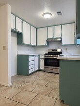 1310 Loughborough Dr in Merced, CA - Building Photo - Building Photo