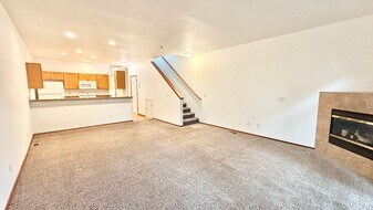 0512-528 S Nebraska St in Portland, OR - Building Photo