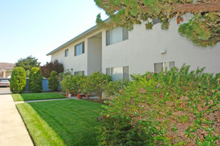 1306 Galleon Way in San Luis Obispo, CA - Building Photo