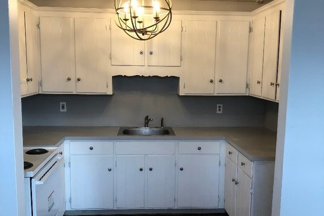 4 Essex St, Unit 2A in Beverly, MA - Building Photo - Building Photo