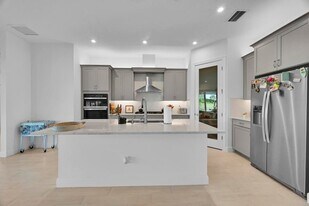 14185 SW Daphne St in Port St. Lucie, FL - Building Photo