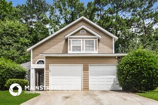 2050 Downs Pl in Lithonia, GA - Building Photo