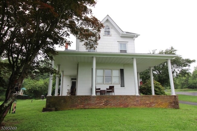 471 Milford Warren Glen Rd, Unit 471 Milford Warren Glen R