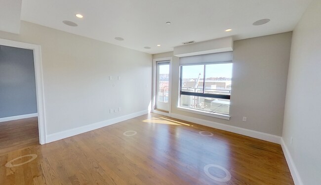 267 W 2nd St in Boston, MA - Building Photo - Building Photo