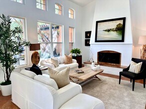 1 Lucania Dr in Newport Beach, CA - Building Photo - Building Photo