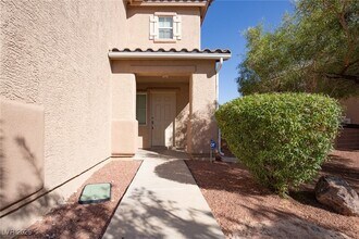 2516 Courlan Dr in North Las Vegas, NV - Building Photo - Building Photo