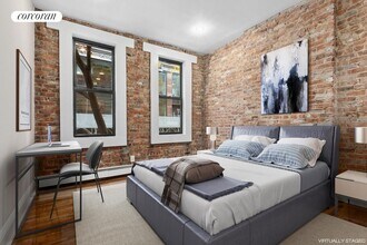 124 W 25th St in New York, NY - Building Photo - Building Photo