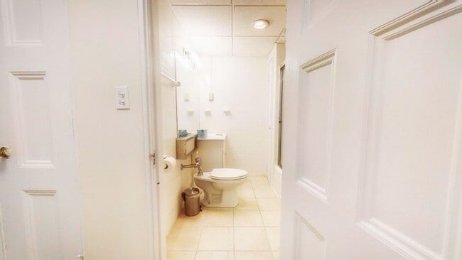 32 Boylston St, Unit 819H