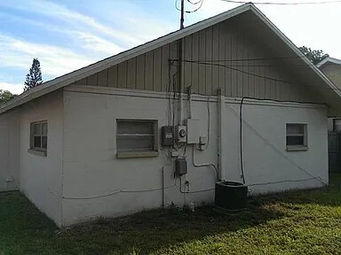 1928 14th Ave S in St. Petersburg, FL - Foto de edificio - Building Photo