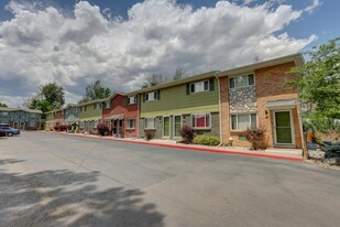 Carr Street Townhomes in Lakewood, CO - Building Photo