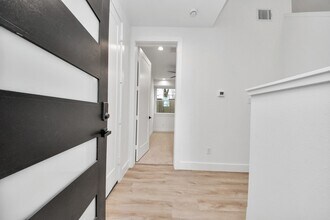 3407 Hutchins St in Houston, TX - Foto de edificio - Building Photo