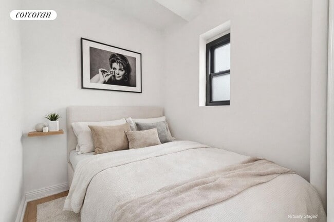 200 W 16th St in New York, NY - Building Photo - Building Photo